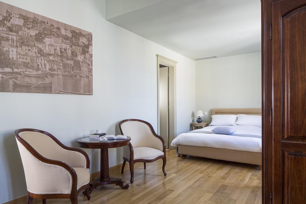 Hotel Leto Hydra Zewnętrze zdjęcie